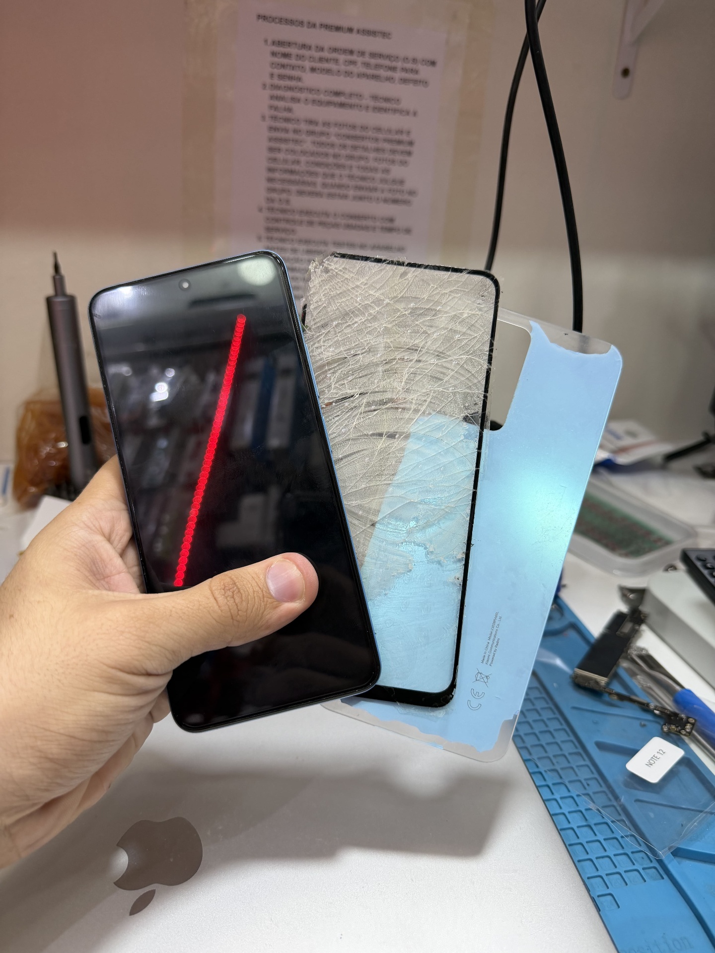 Display de celular Xiaomi após reparo